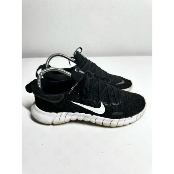 Nike Shoes - Nike Free Run 5.0 Black White Running Sneaker Shoe CZ1891-001 Women’s Size 7